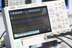 Owon ADS824A Osiloskop 4 Kanal 200Mhz