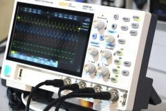 Owon ADS824A Osiloskop 4 Kanal 200Mhz