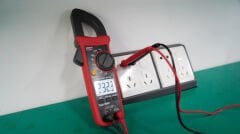 Unit UT202A+ 600A AC Pensampermetre