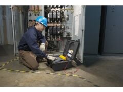 Fluke 1555 FC 10 kV İzolasyon Direnci Test Cihazı