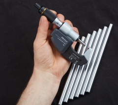 Mitutoyo 293-230-30 Digimatic Mikrometre 0-25mm