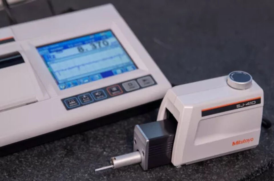 Mitutoyo 178-582-31D Surftest SJ-412